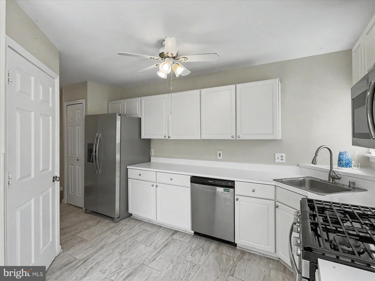 300 Tall Pines Ct Apt A #1 - Photo 7 of 11
