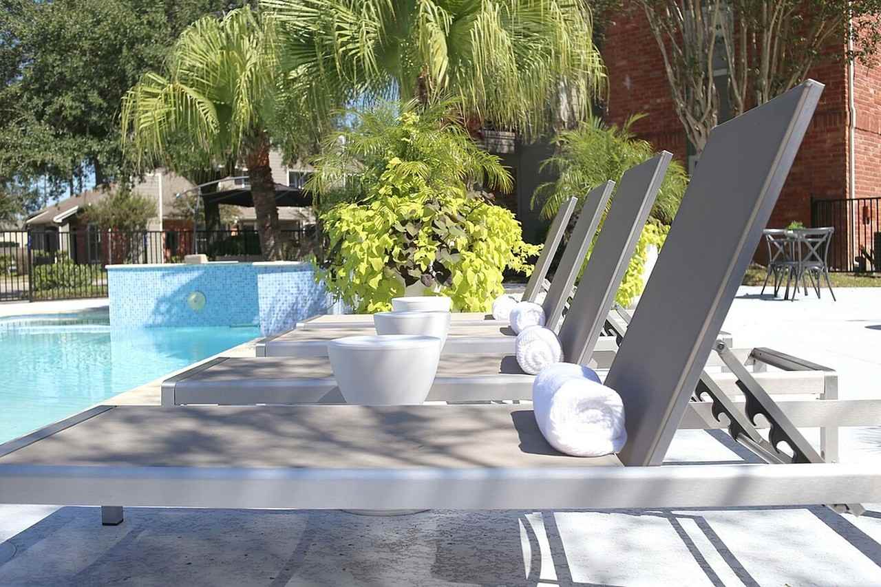 The Farrington Apartments - Photo 7 of 22