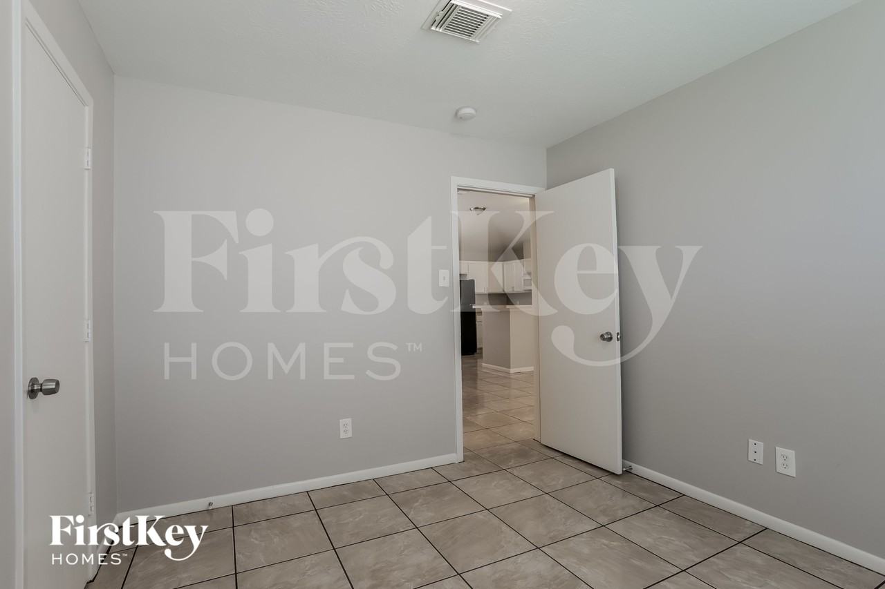 19615 Plantation Tree Ct - Photo 6 of 16