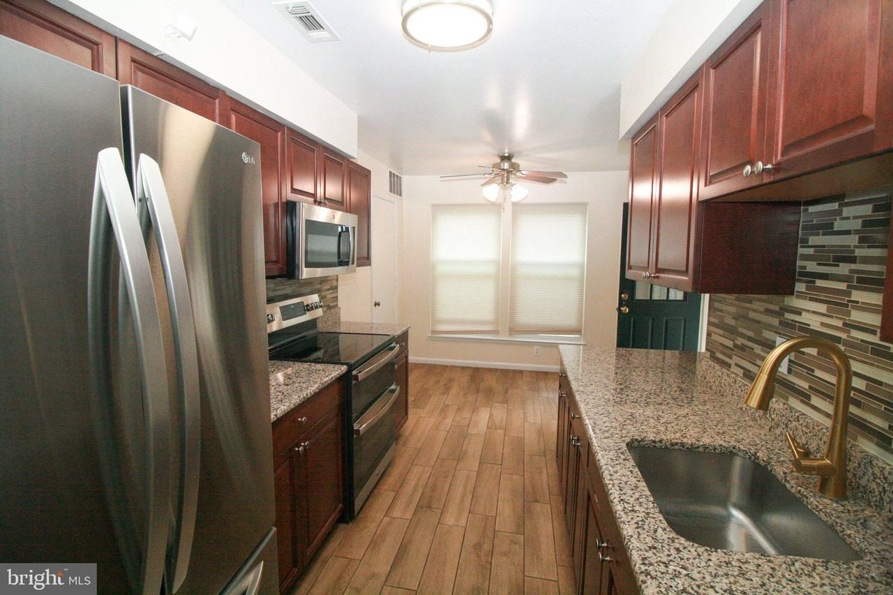 11325 Halethorpe Ter #207 - Photo 6 of 27