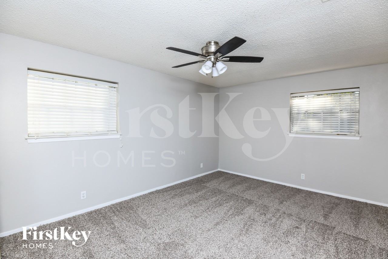 1808 W Cedar Elm Dr - Photo 7 of 16