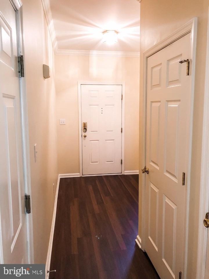 16 Normandy Dr - Photo 2 of 23