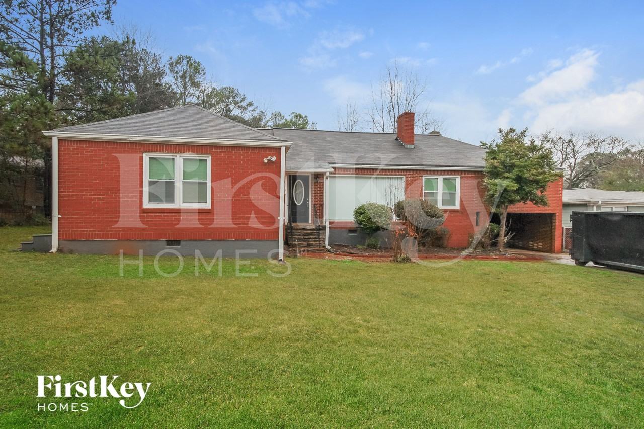 1648 Columbia Dr