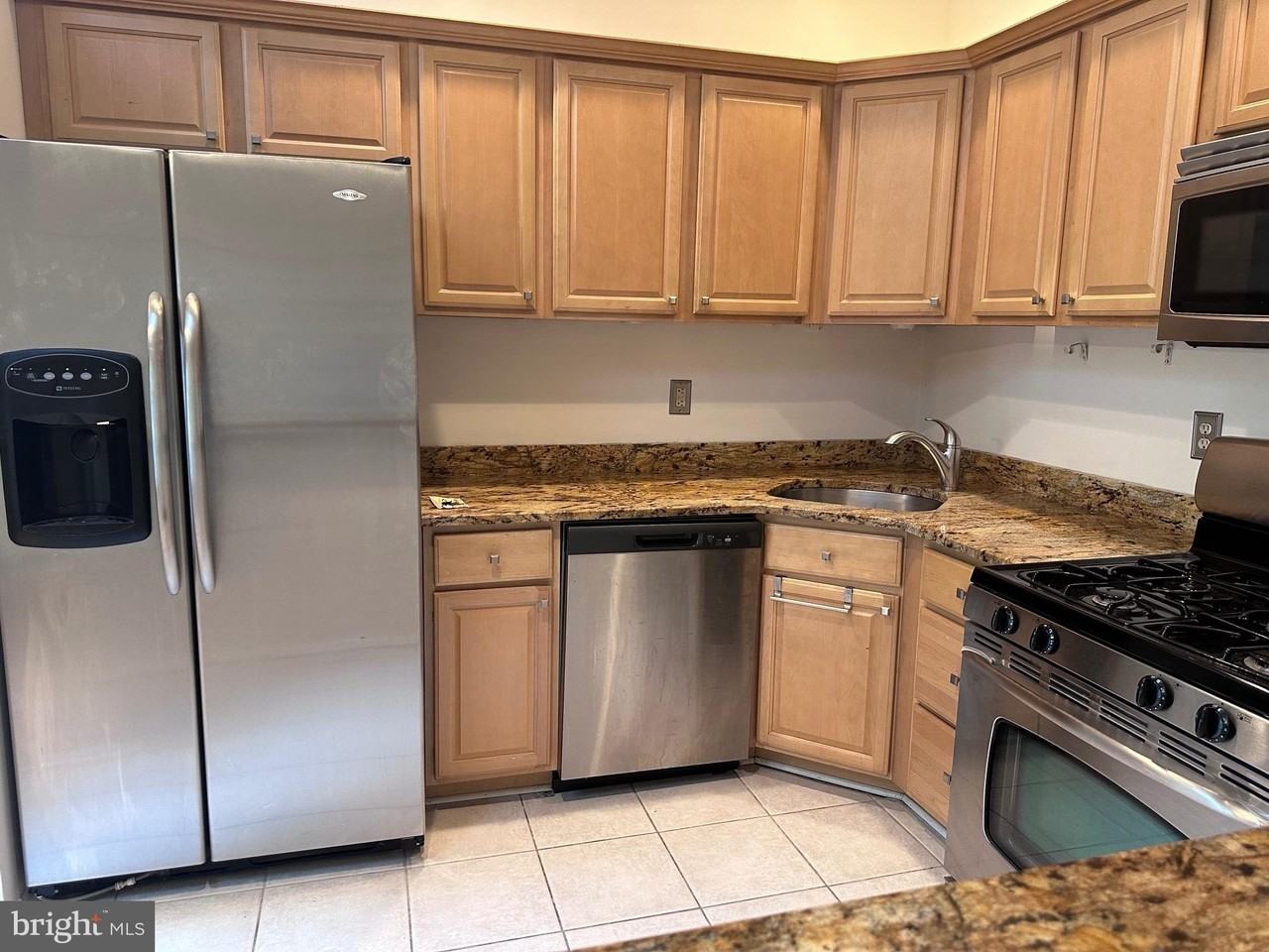 65 Cheverny Ct - Photo 2 of 17
