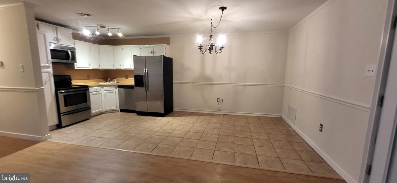 20 Pin Oak Ln - Photo 5 of 12