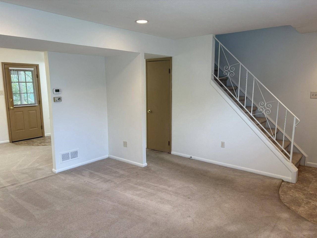 167 Sunshine Dr - Photo 6 of 39