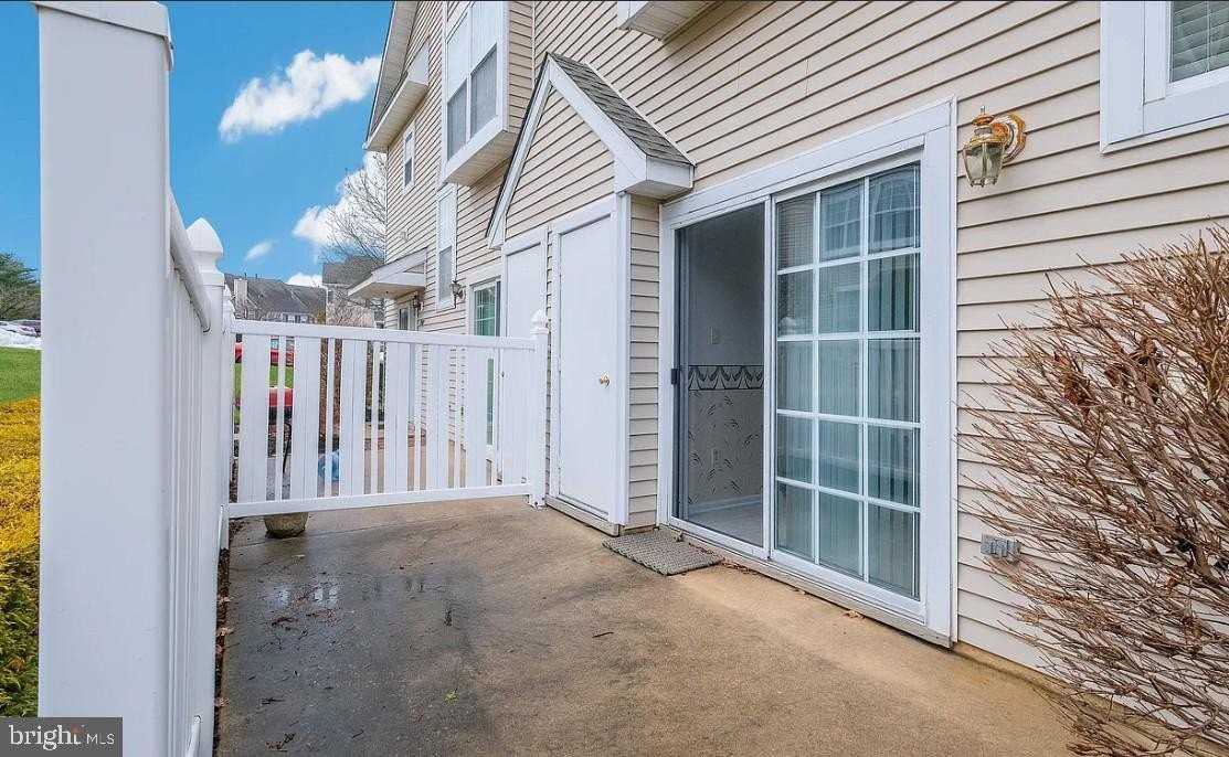 1508 Carol Ct - Photo 2 of 27