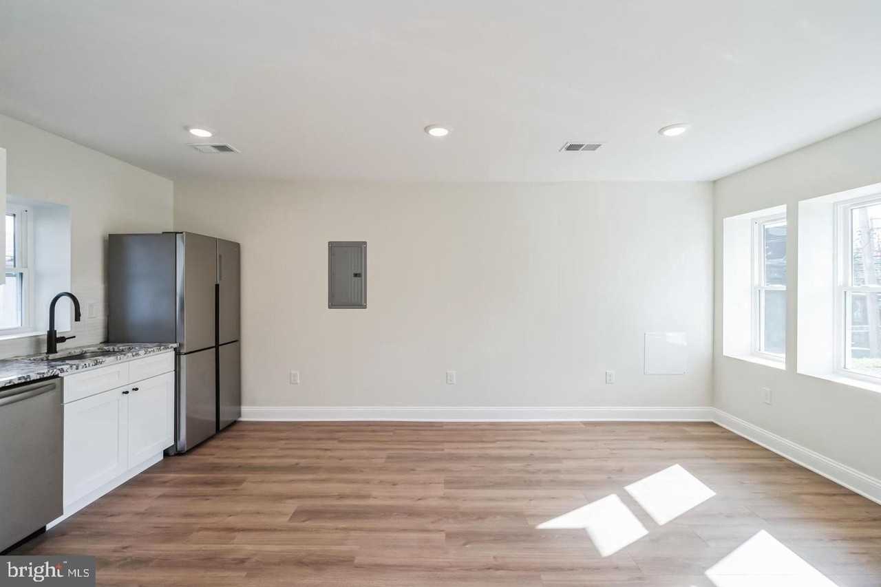 27 E Butler Ave #B - Photo 6 of 25