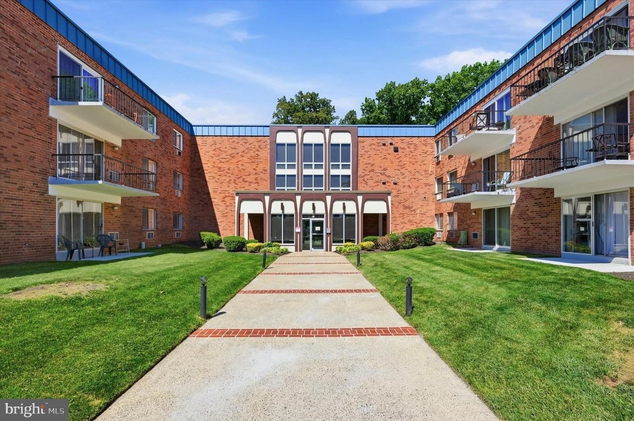 120 N Bethlehem Pike #B303