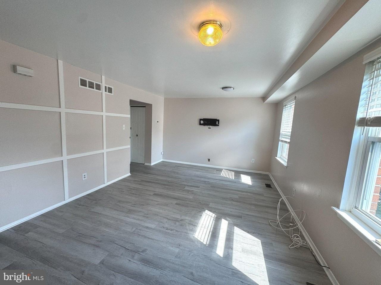 12044 Abby Rd #1FL - Photo 4 of 10