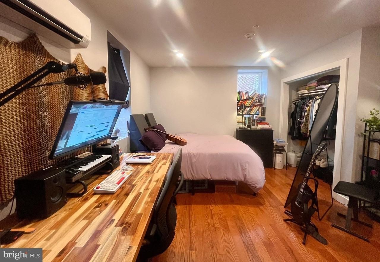 4508 Walnut St #302 - Photo 5 of 14
