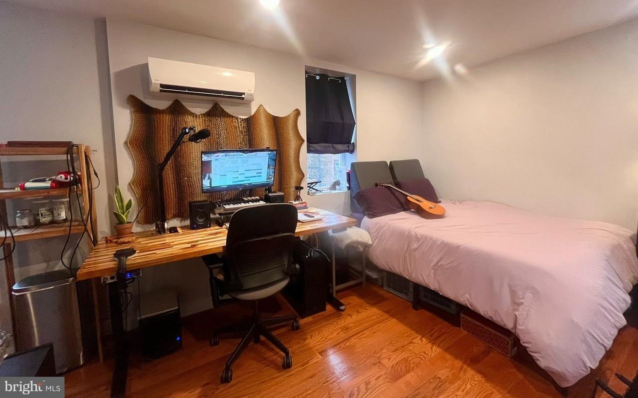 4508 Walnut St #302 - Photo 6 of 14