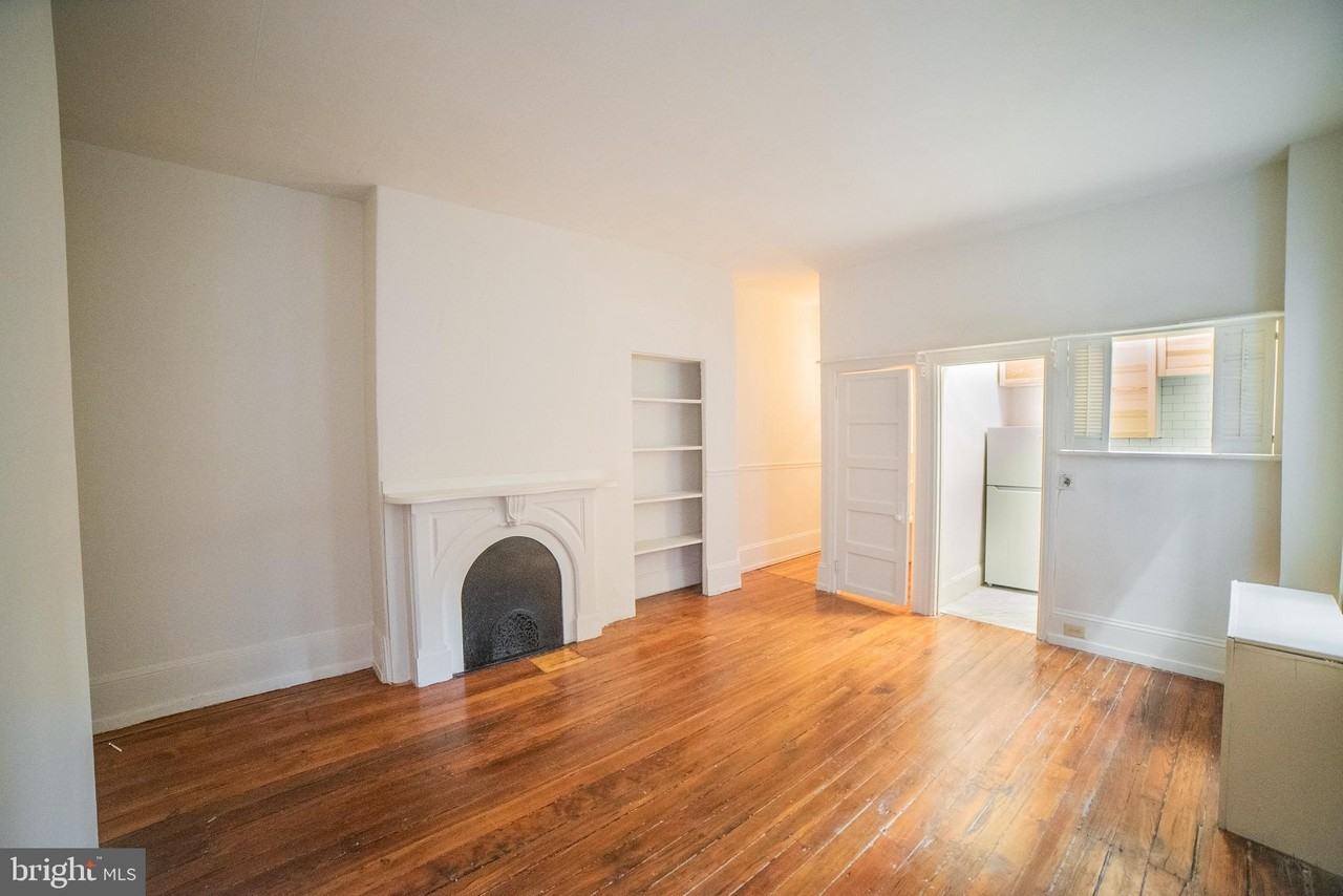 2314 Spruce St #1R - Photo 2 of 16