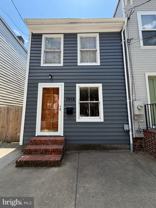 1012 Queen St - Photo 1 of 1