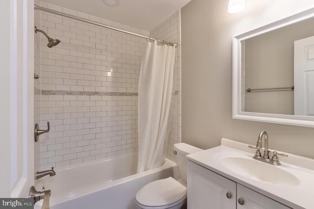 5460 Lighthouse Ln - Photo 7 of 7