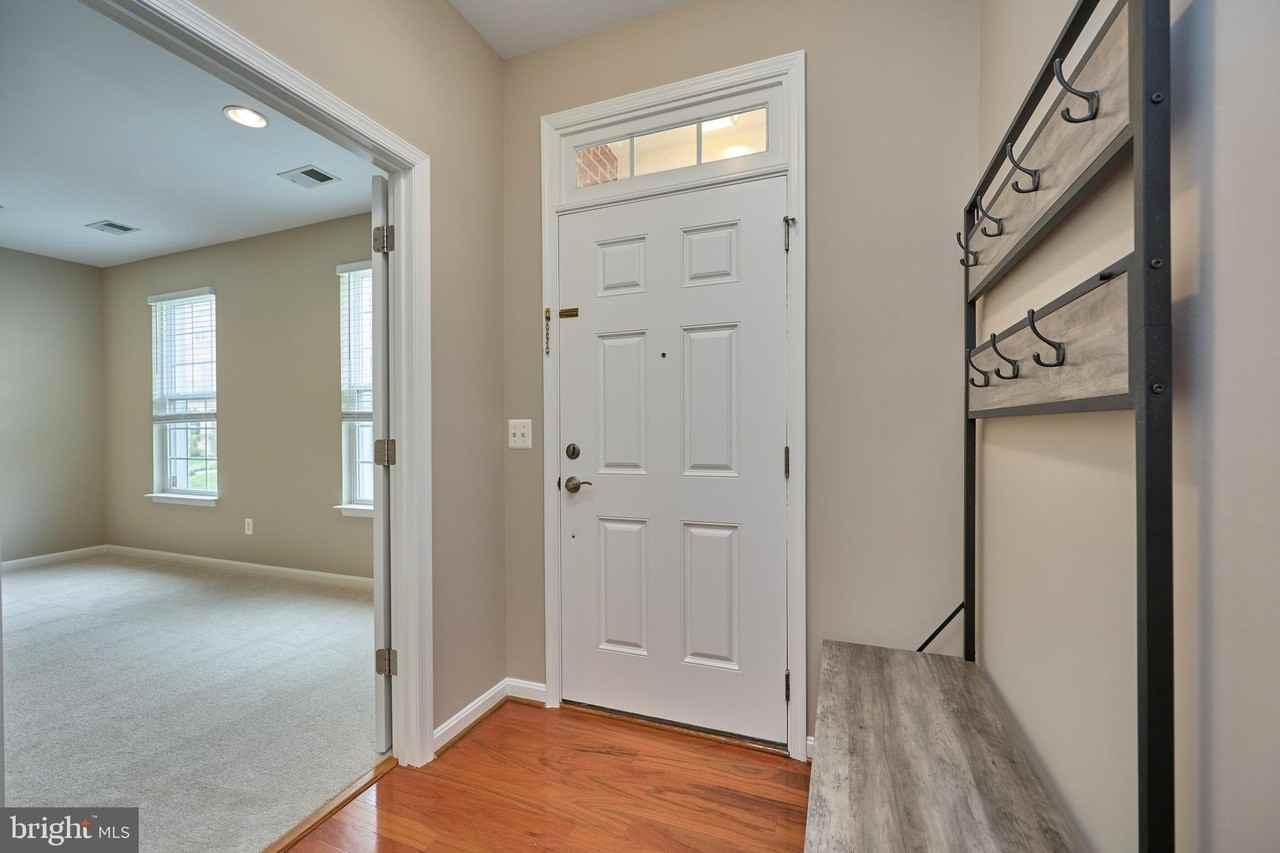 43662 Chicacoan Creek Sq - Photo 6 of 50
