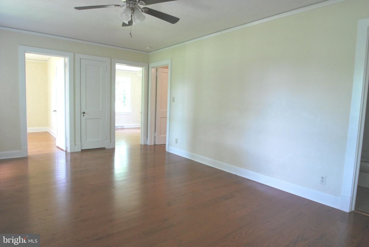 23131 Oakham Farm Ln - Photo 3 of 26