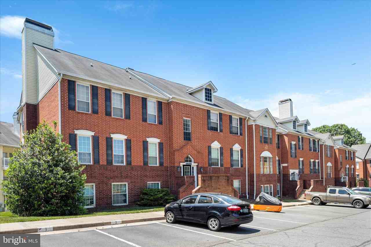 664 Gateway Dr Se #302 - Photo 2 of 27