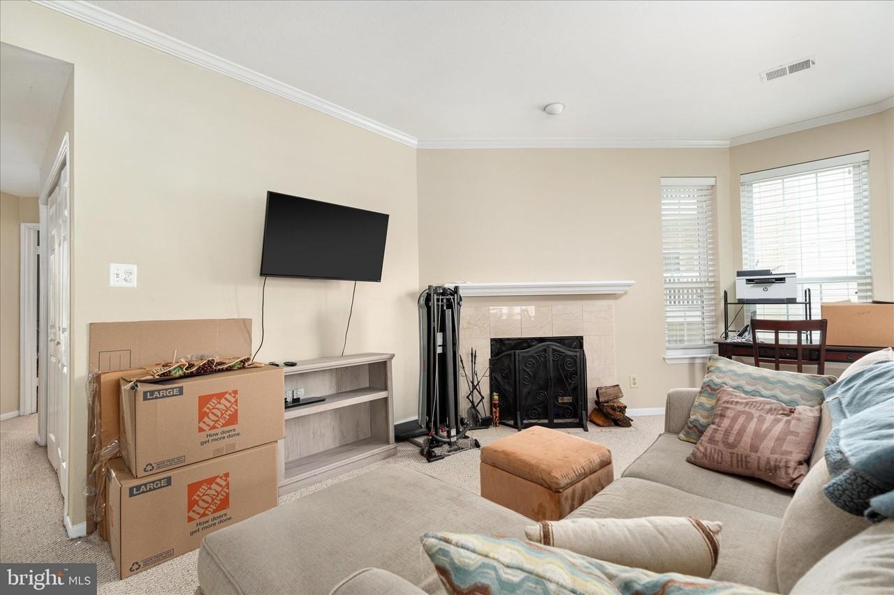 664 Gateway Dr Se #302 - Photo 7 of 27
