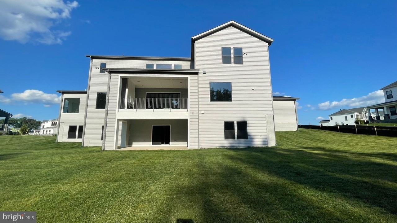 24827 Yellow Poplar Pl - Photo 4 of 50