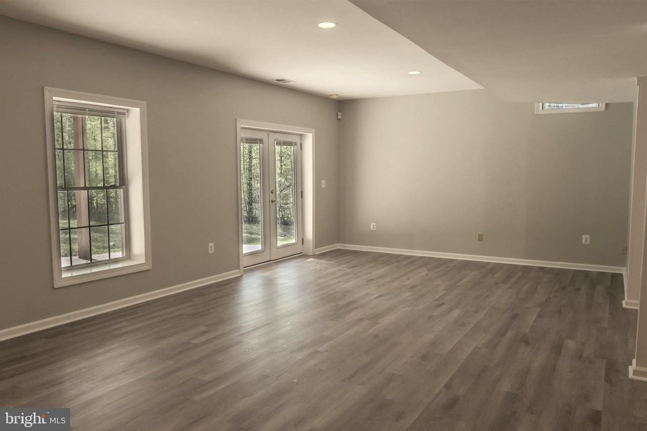 12626 Kahns Rd #B - Photo 4 of 19
