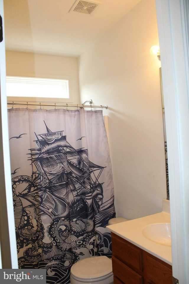 211 Dogwood Ave - Photo 6 of 16