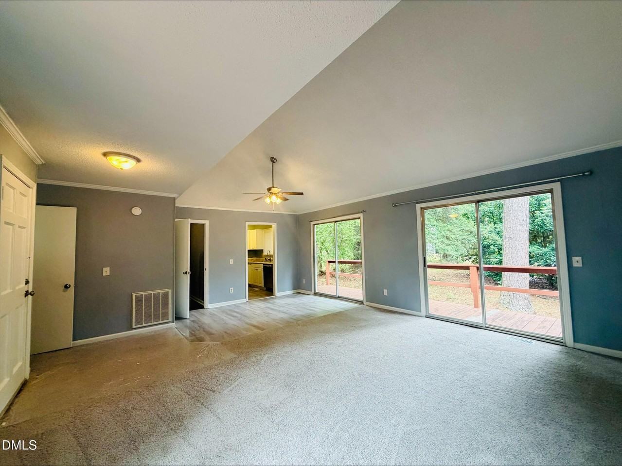 378 Kittery Pt - Photo 4 of 13