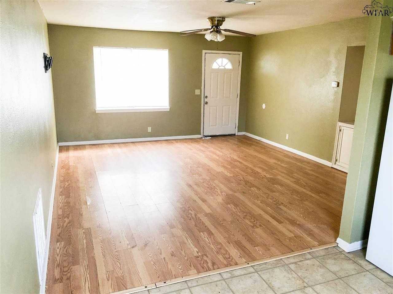 1418 Phoenix Dr - Photo 2 of 20