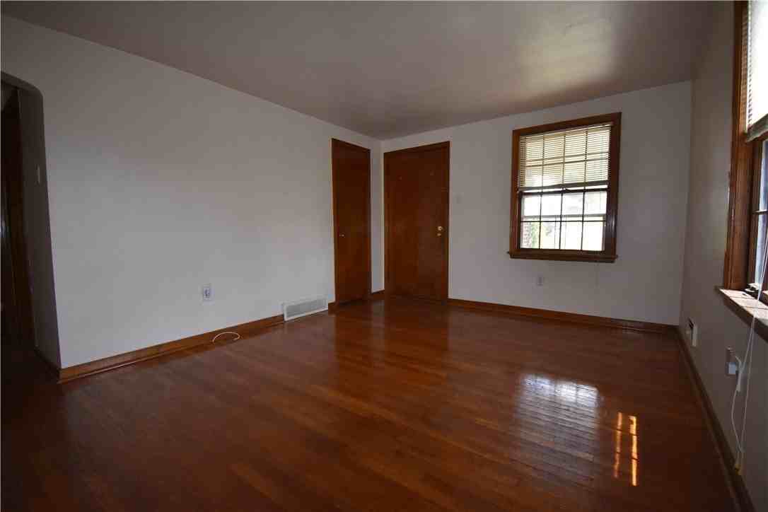 99 Convent Ave #1 - Photo 5 of 22