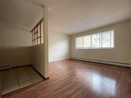 featured image of 4045 Robinson St