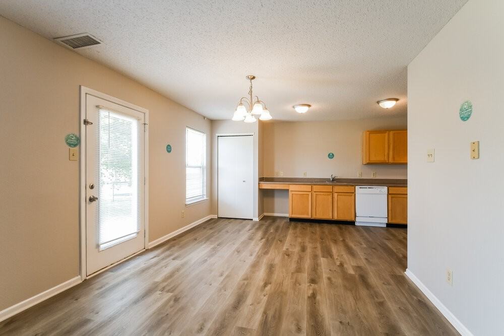 9322 W Dockside Cir - Photo 7 of 17
