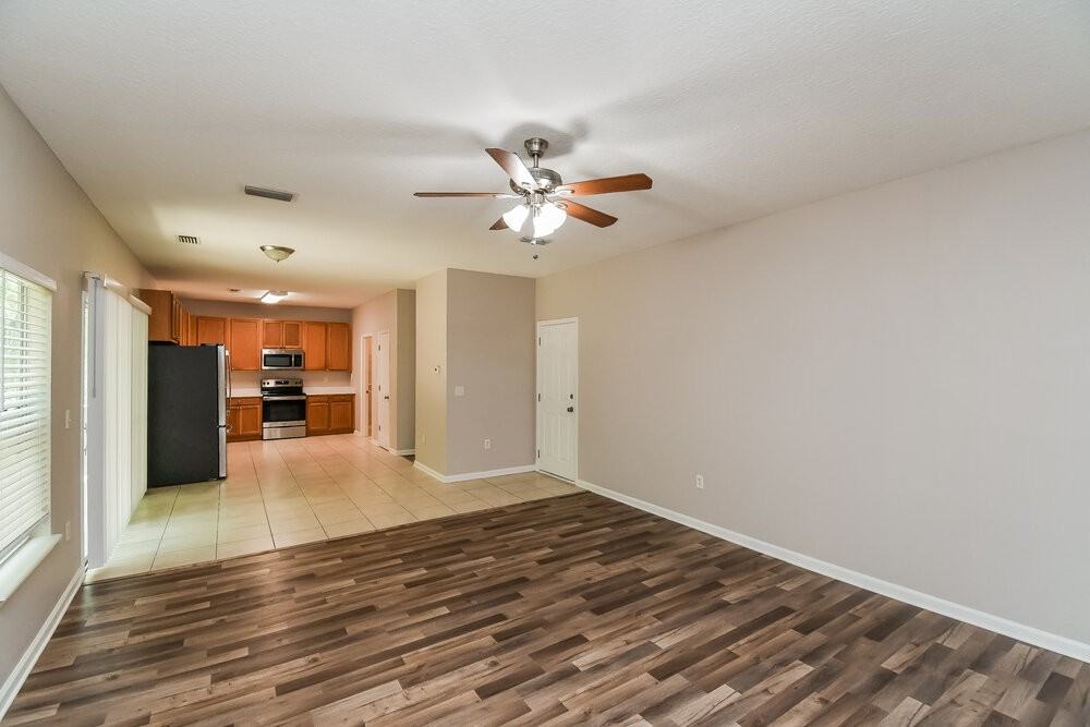 7242 Rampart Ridge Cir E - Photo 5 of 17