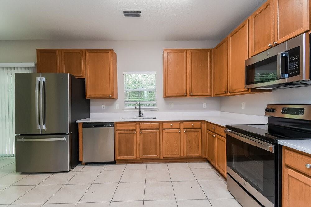 7242 Rampart Ridge Cir E - Photo 7 of 17