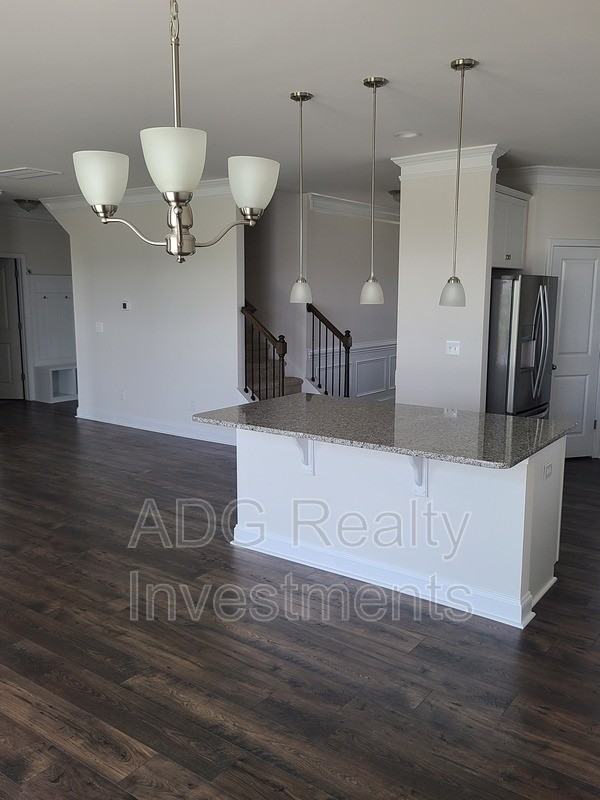 1577 Cambria Ct - Photo 3 of 18