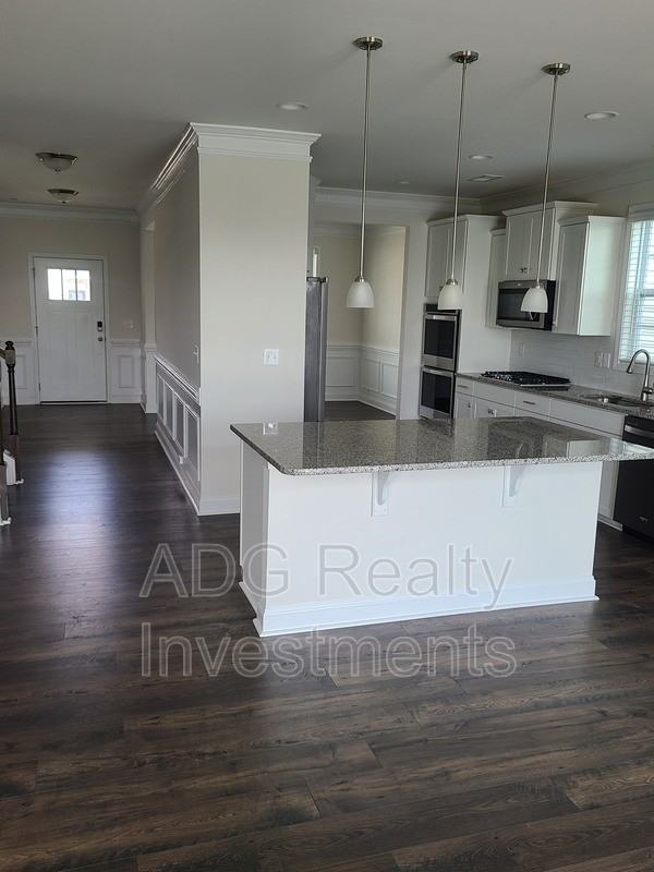 1577 Cambria Ct - Photo 5 of 18