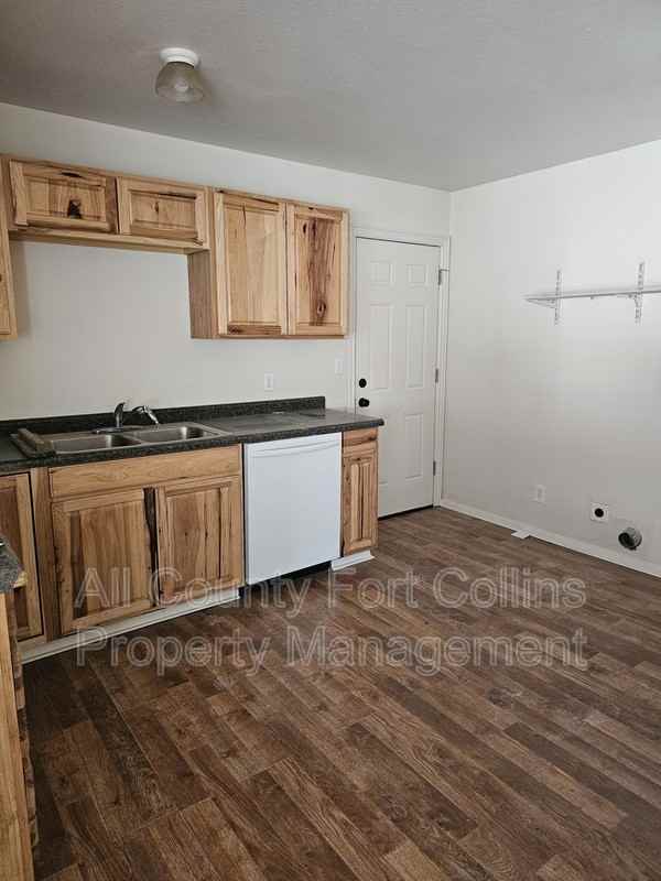2511 16th Ave - Photo 7 of 14