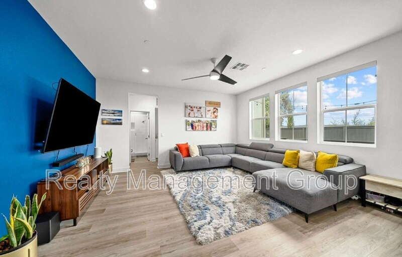 8714 Aruba Ln - Photo 6 of 23