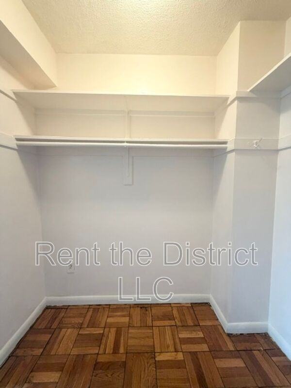 1727 Massachusetts Ave Nw #606 - Photo 7 of 11