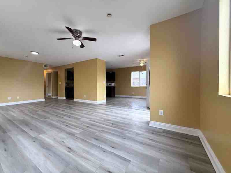 9011 Orchard Ave - Photo 2 of 14