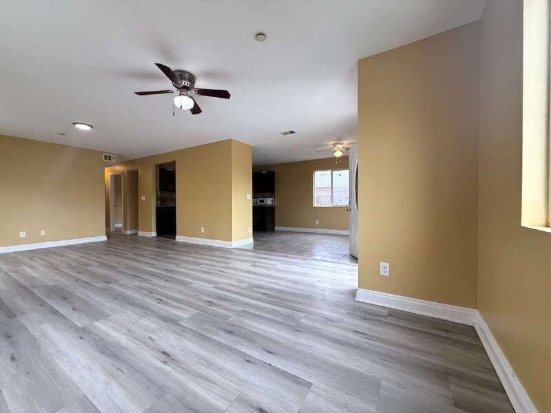 9011 Orchard Ave - Photo 4 of 14