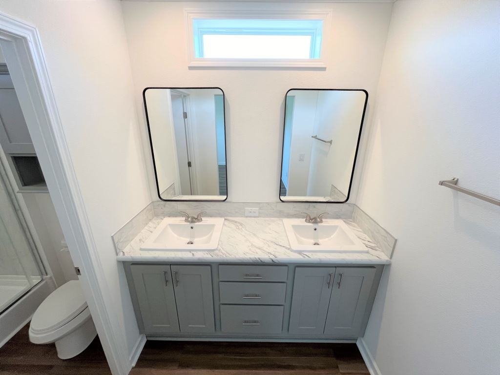 5620 Woodford St - Photo 3 of 34