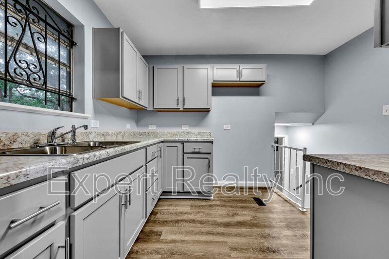 1256 15th St Sw - Photo 5 of 26