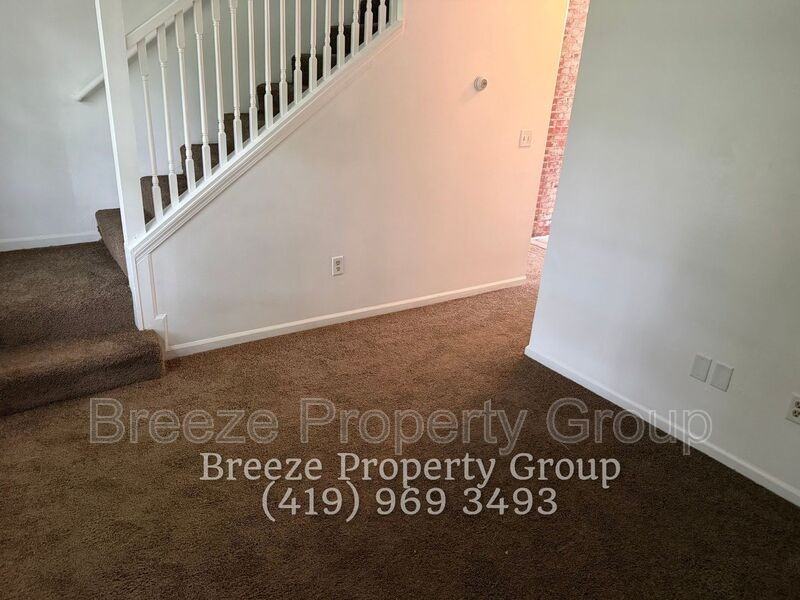 619 Hope St - Photo 2 of 13