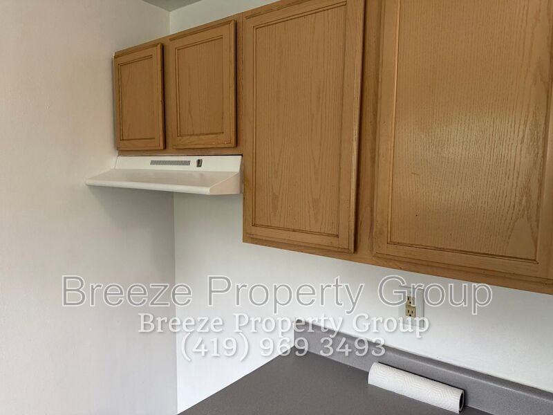 619 Hope St - Photo 4 of 13