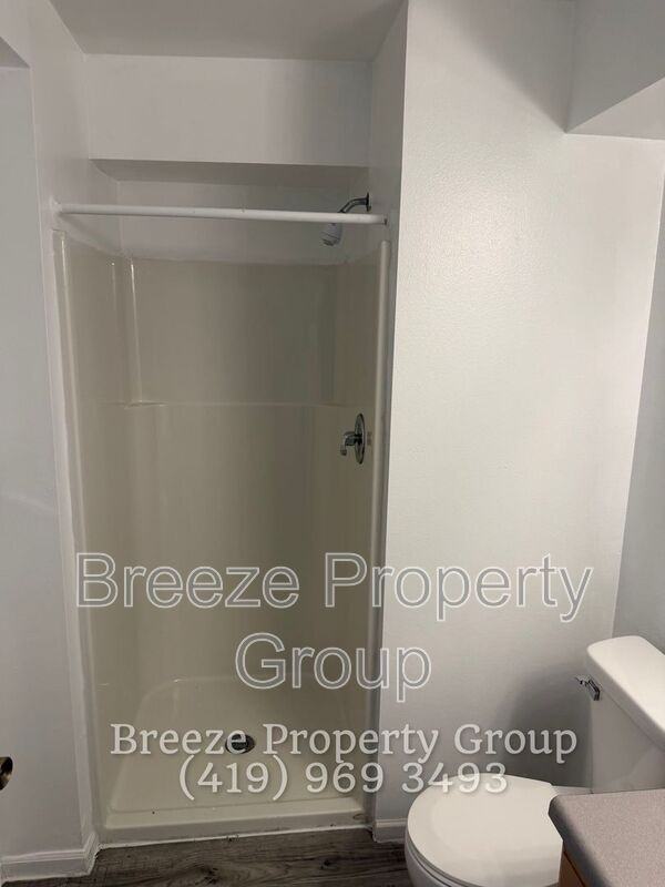 619 Hope St - Photo 6 of 13