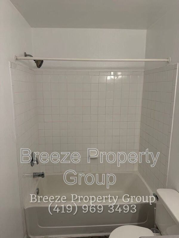 619 Hope St - Photo 7 of 13