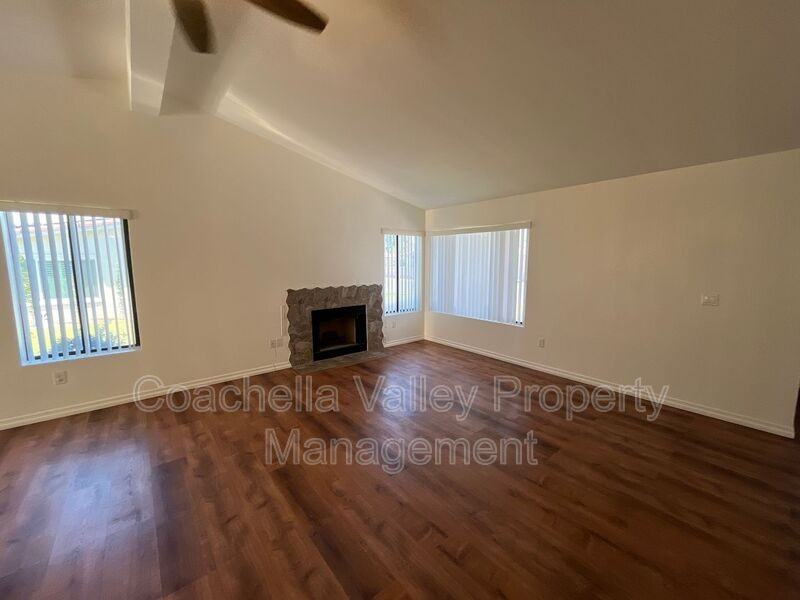 40641 Schafer Pl - Photo 4 of 39
