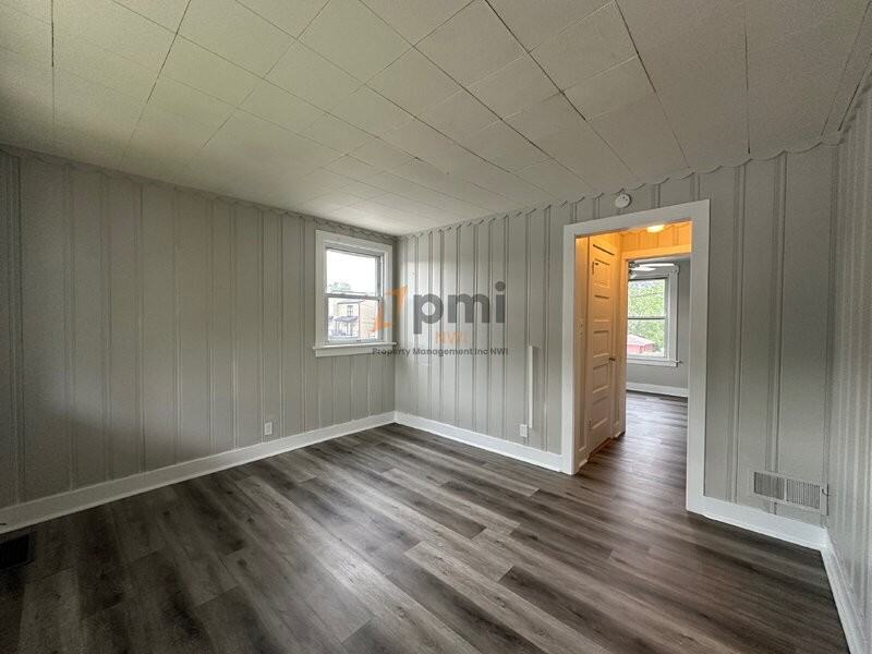 207 Monroe St #B - Photo 5 of 14