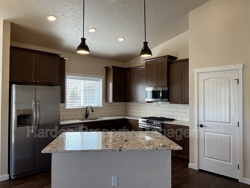 9070 W Songwood Dr - Photo 4 of 23