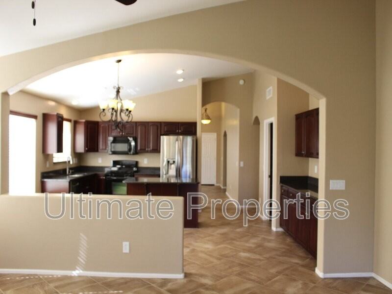 17840 W Andora St - Photo 5 of 5